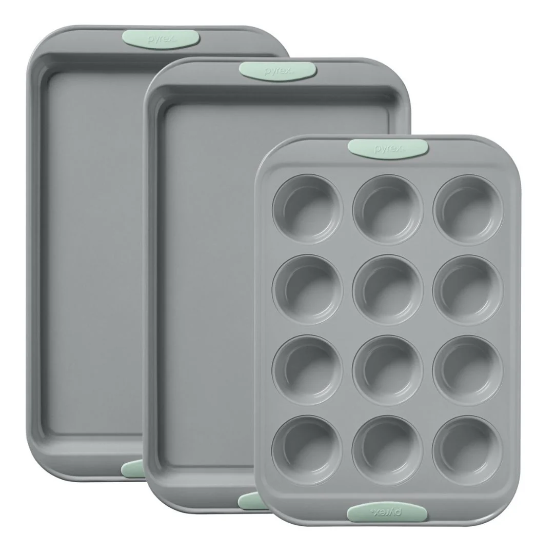 Pyrex® Metal Bakeware 3-Piece Set in Sage