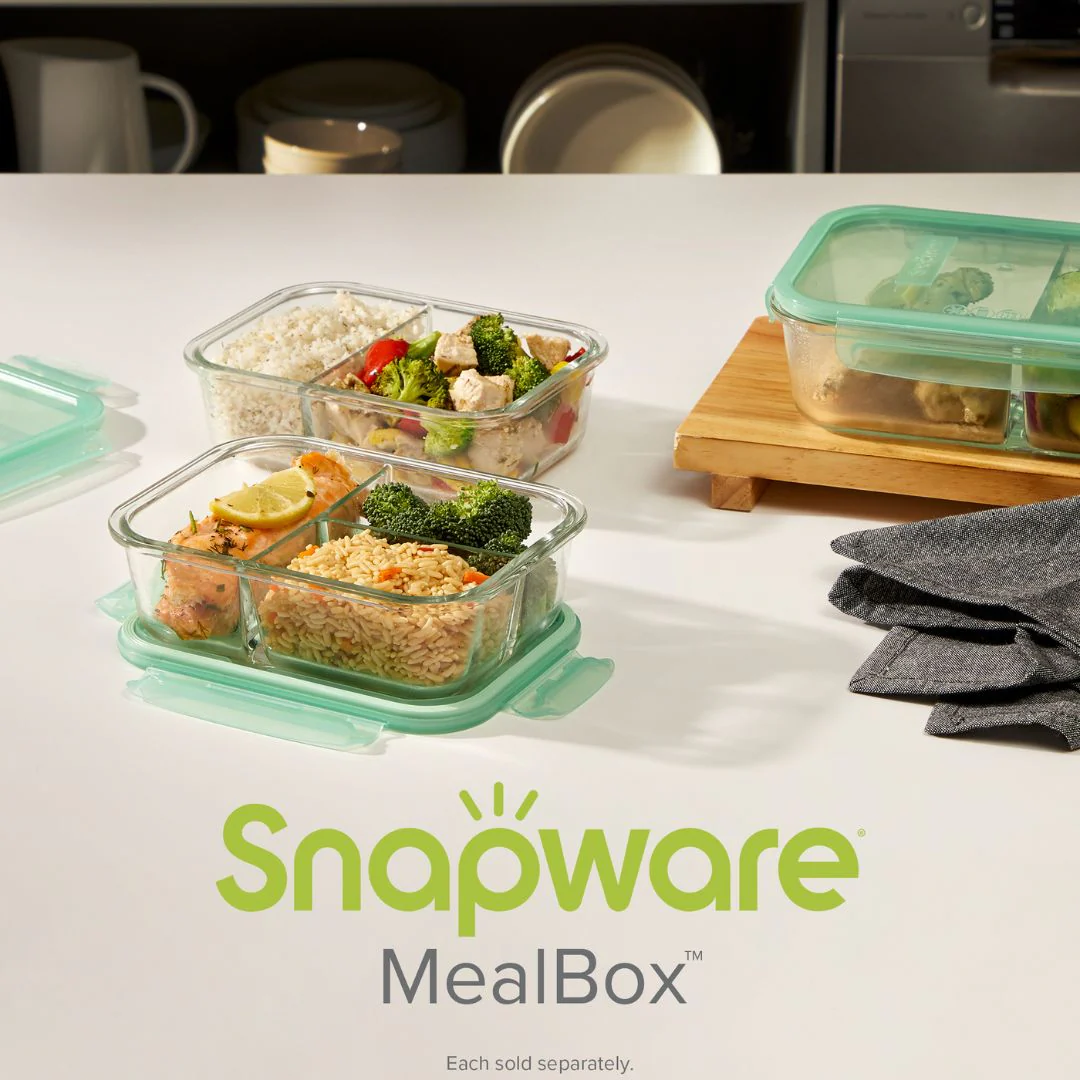 269-snapware-mealboxtm-3.8-cup-divided-glass-storage-container-with-lid-6.webp Snapware® MealBox™ 3.8-cup Divided Glass Storage Container with Lid
