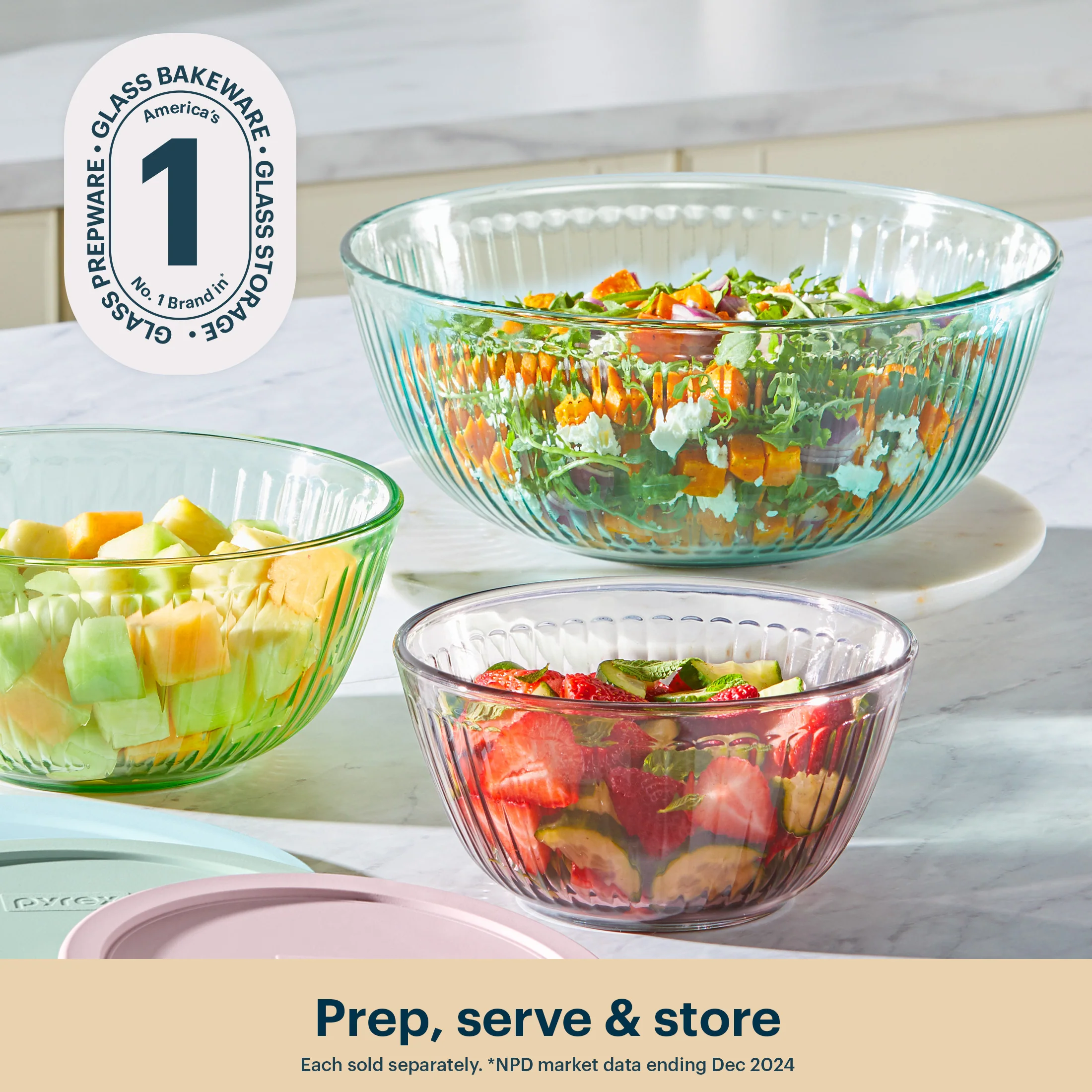 Pyrex® Colors Sculpted Tinted 4.5-quart Mixing Bowl with Lid, Aqua