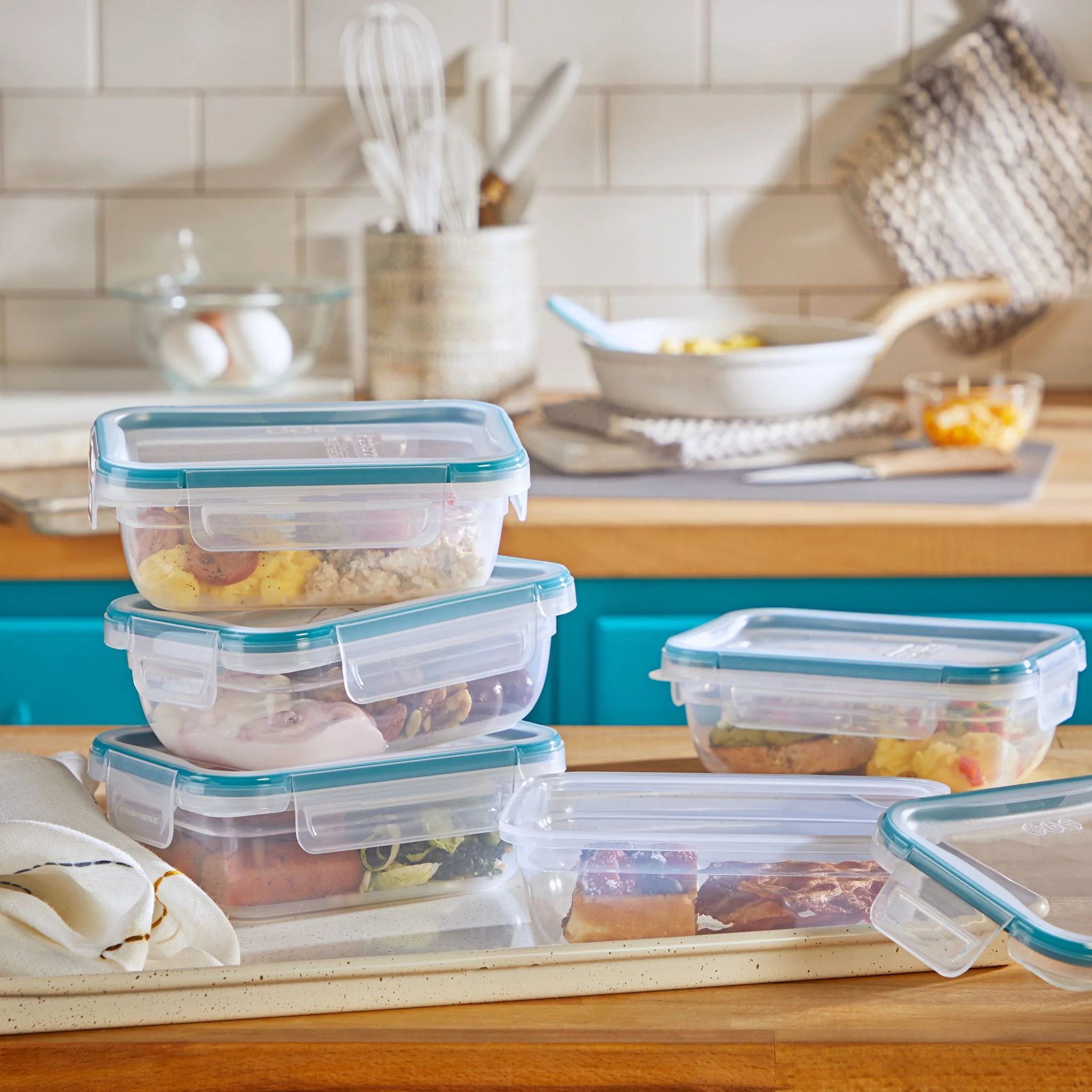 41-snapware-total-solution-10-piece-rectangular-plastic-food-storage-set-4.webp Snapware® Total Solution® 10-piece Rectangular Plastic Food Storage Set