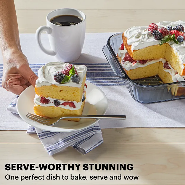 67-pyrex-colors-sculpted-tinted-8-square-baking-dish-with-plastic-lid-smoke-3.webp Pyrex® Colors Sculpted Tinted 8" Square Baking Dish with Plastic Lid, Smoke