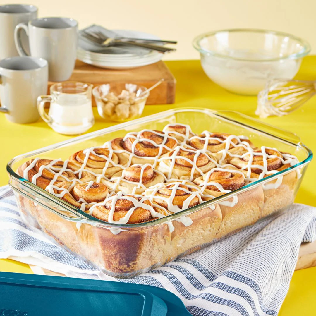 Pyrex® Deep 9 x 13" Rectangular Glass Baking Dish with Blue Lid