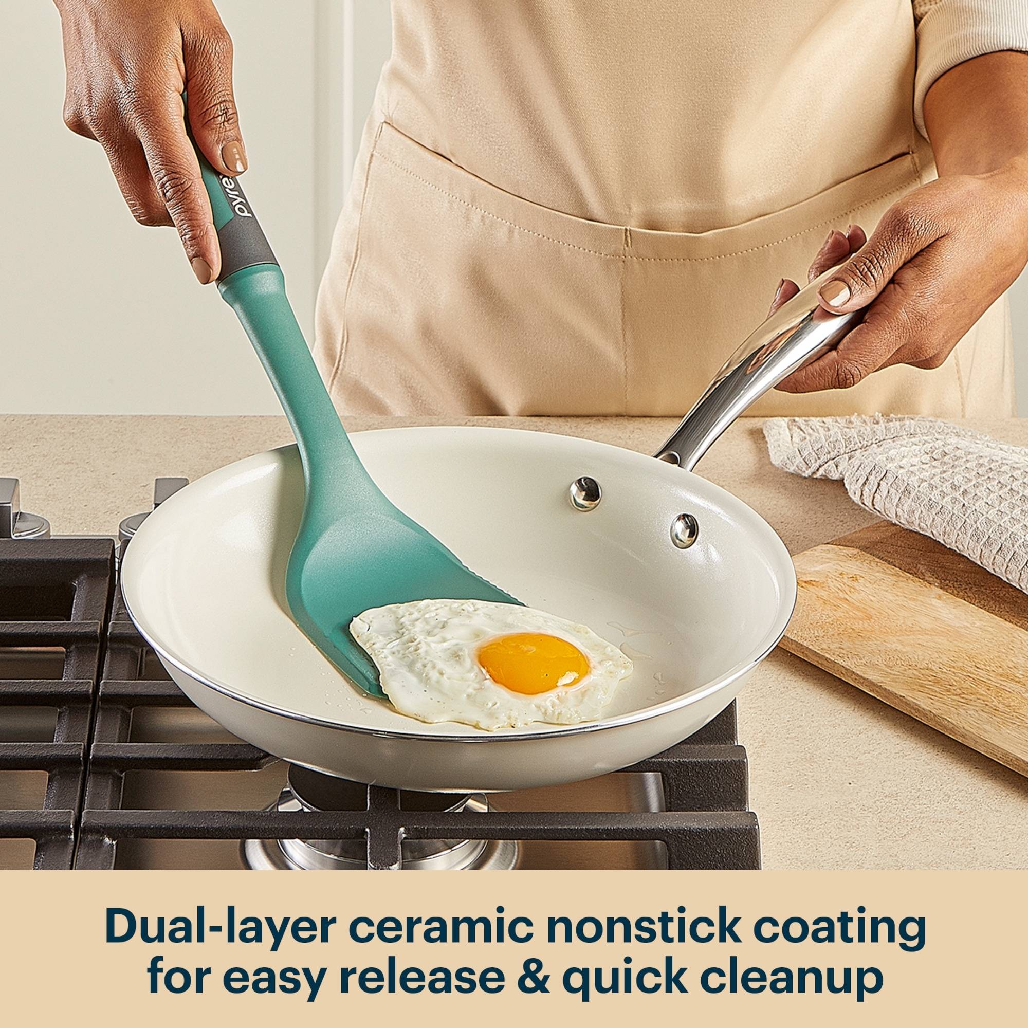8-pyrex-7-piece-ceramic-cookware-set-3.jpg Pyrex® 7-Piece Ceramic Cookware Set
